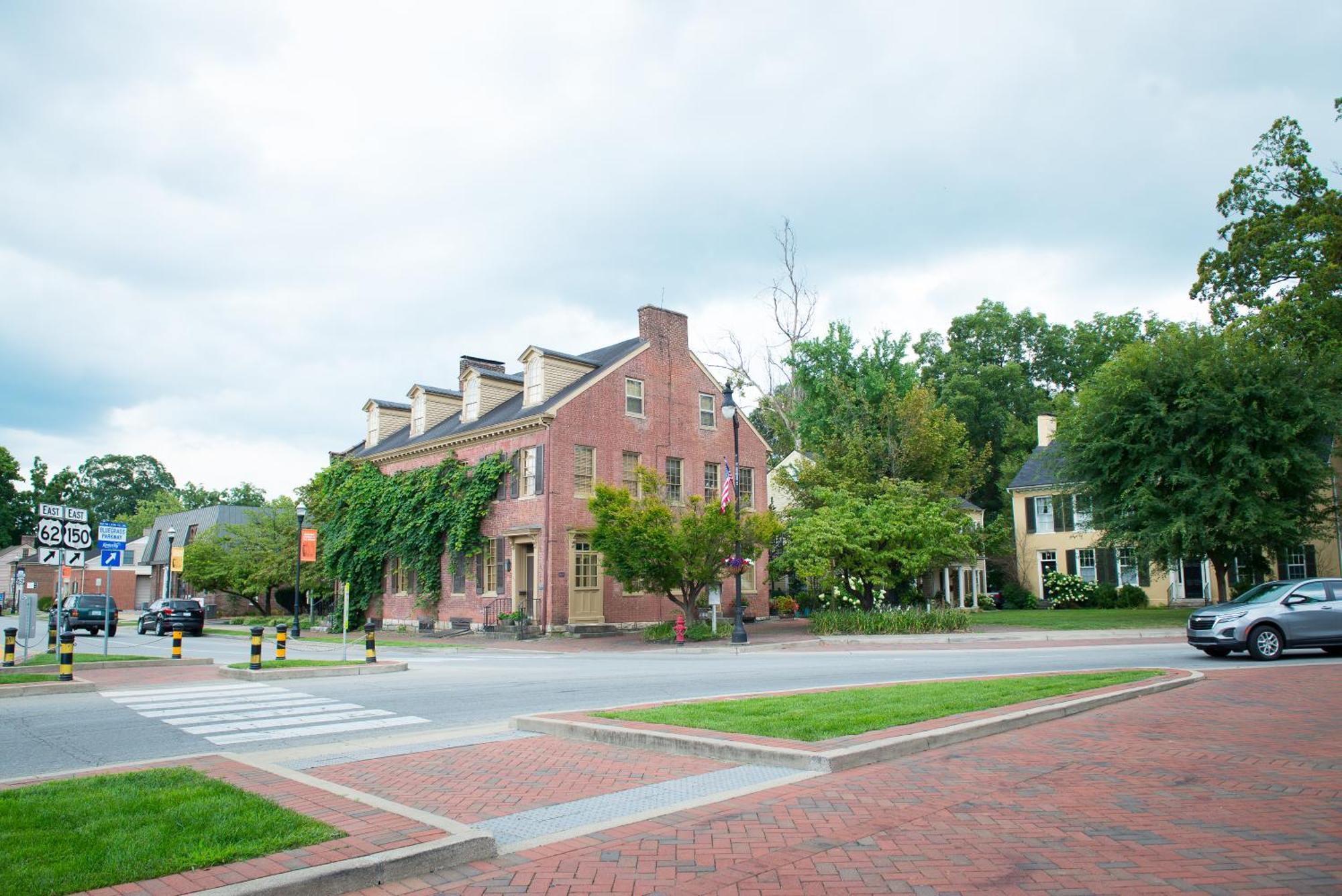 Distill-Inn Bardstown Luaran gambar